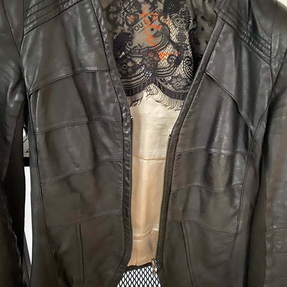 Cuir Danier Lamb Leather Jacket - Picture 3 of 5